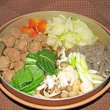 牛ひき肉団子のすき焼き